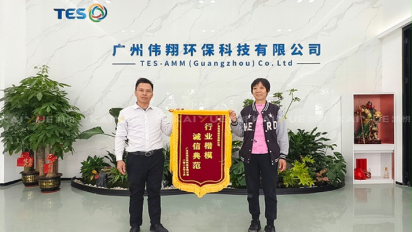 办公楼装修.jpg